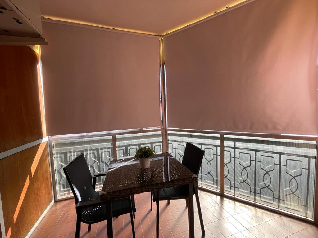 Rooms Viladomat Barcelona Eksteriør billede