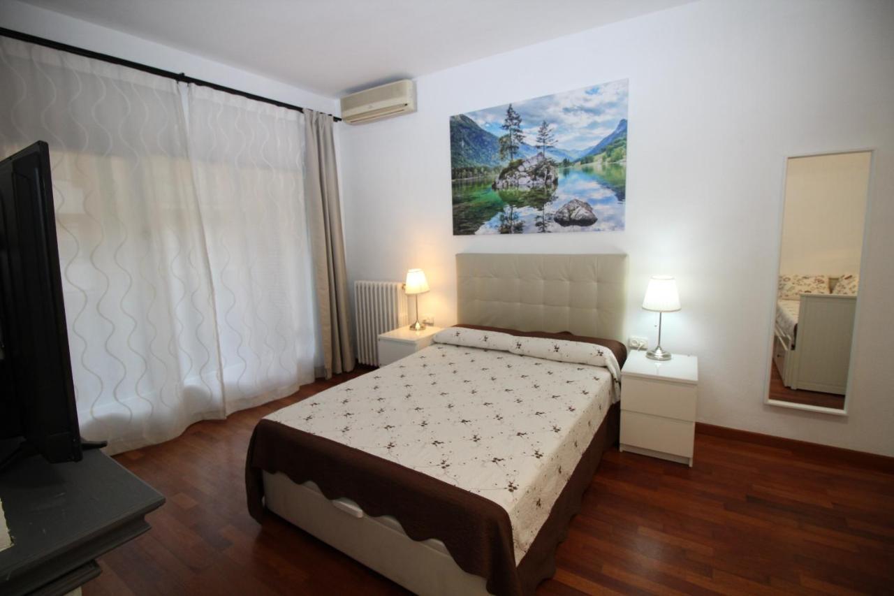 Rooms Viladomat Barcelona Eksteriør billede